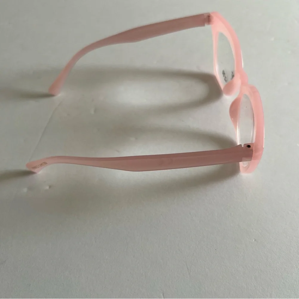 VINCE CAMUTO READING GLASSES PINK +2.00 NEW